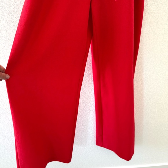 Vince Camuto NWT Red Jumpsuit w/ Belt - Picture 6 of 7